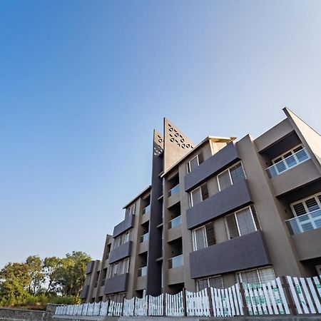 Mountain Shadow Resort Igatpuri Exterior photo